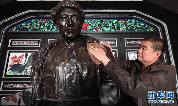 （新華全媒頭條·圖文互動）（3）父與子，60年：守護英雄到白頭——抗戰英雄徐振明一家兩代守護楊靖宇陵園紀實