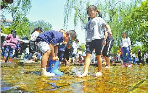 從春到夏!濟(jì)南昨最高溫32.1℃ 今夜到明天或有雷陣雨